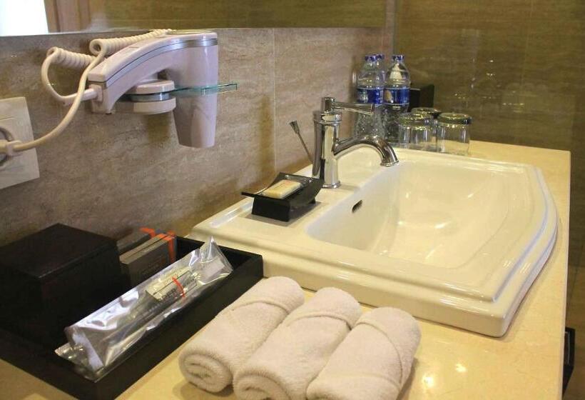 Family Suite, Harper Kuta Hotel by Aston