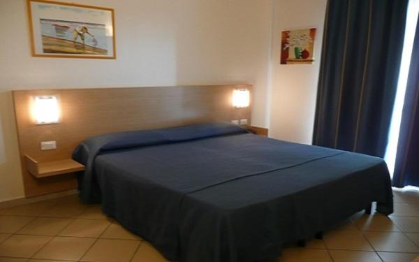 带阳台标准四人间, Bolgheri Marina Resort Ex Varo Village