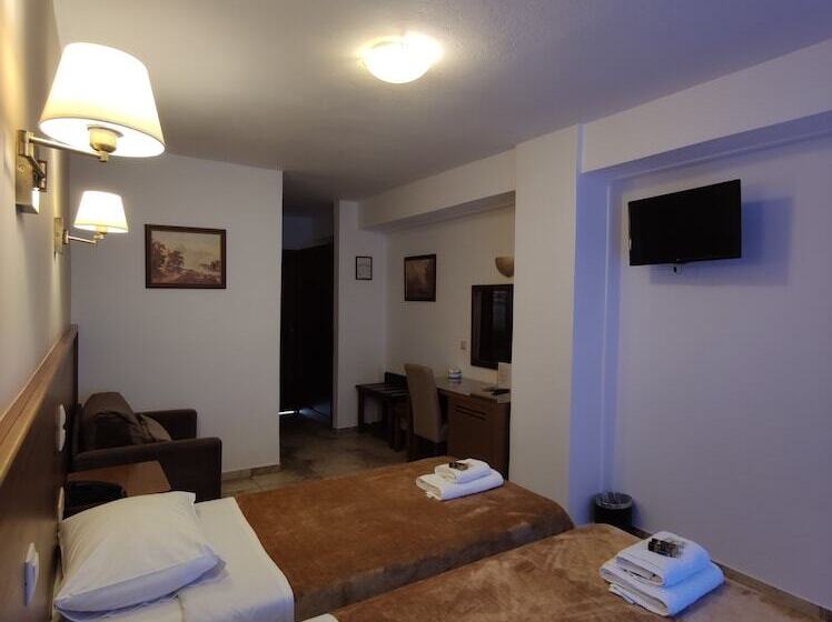 Tengerre Néző Standard Oldalsó Szoba, Filoxenia Hotel Monemvasia