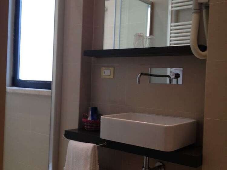 Quarto standart individual, San Francisco