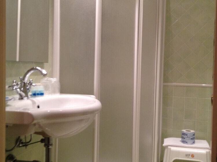 Quarto standard, San Francisco