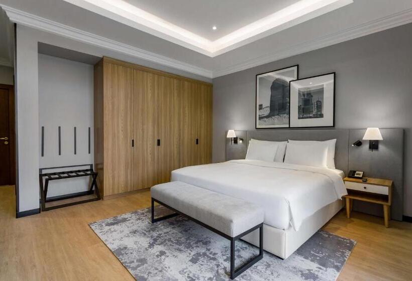 Люкс 2 Спальни, Radisson Hotel Riyadh Airport