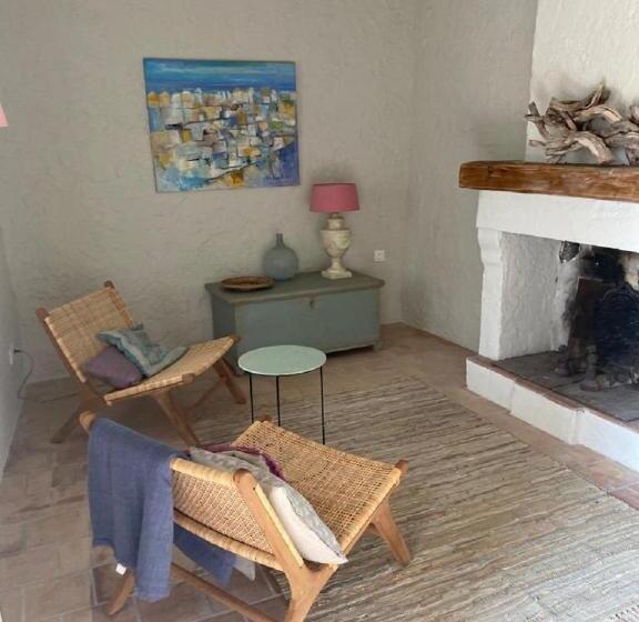 Апартаменты 1 Спальня Вид на Сад, Domaine Le Petit Hameau