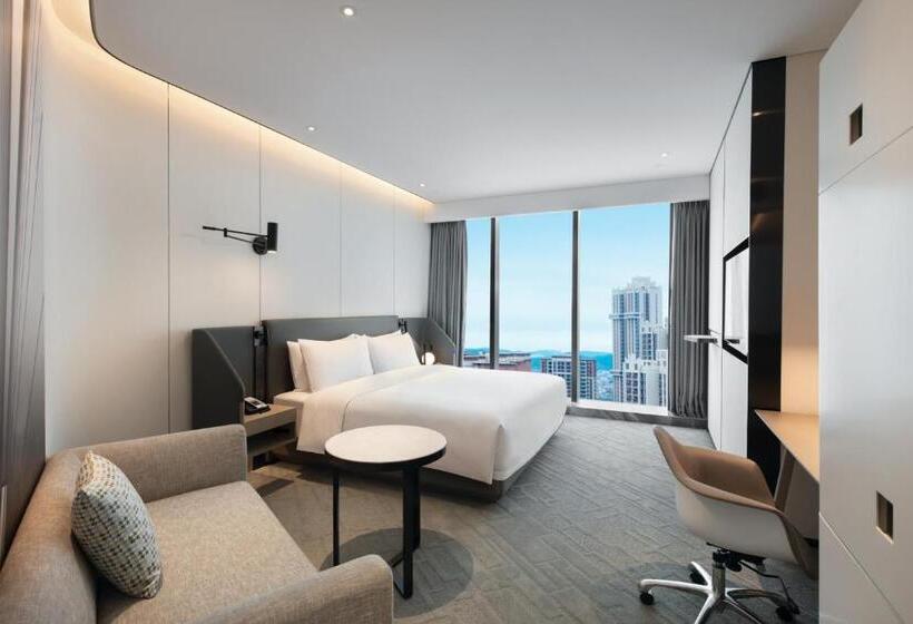 带大床的标准间, Crowne Plaza Quanzhou Riverview, An Ihg