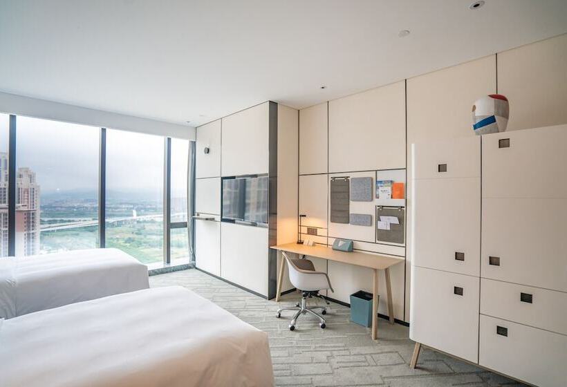 Номер Стандарт Вид на Реку, Crowne Plaza Quanzhou Riverview, An Ihg