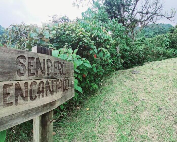 Cameră Familiar cu Baie în Comun, Hospedaje Pance Arí Munani Reserva Natural