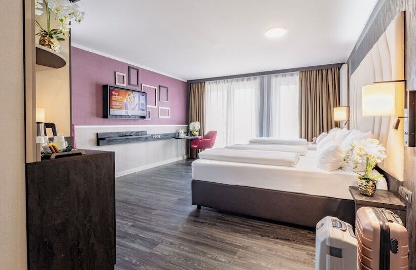 Трехместный Номер Премиум, Plaza Premium Heidelberg