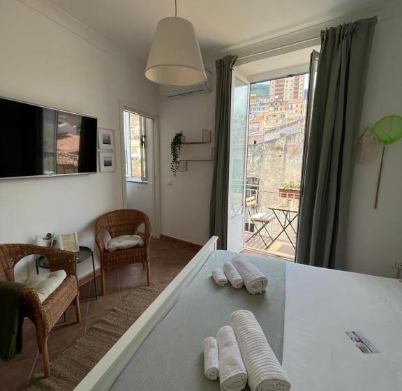 스탠다드 발코니 룸, Pizzo Central House