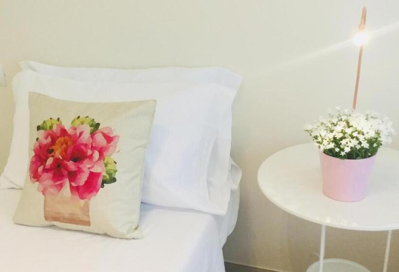 이코노미 룸, Flowers Sweet Rooms B&b