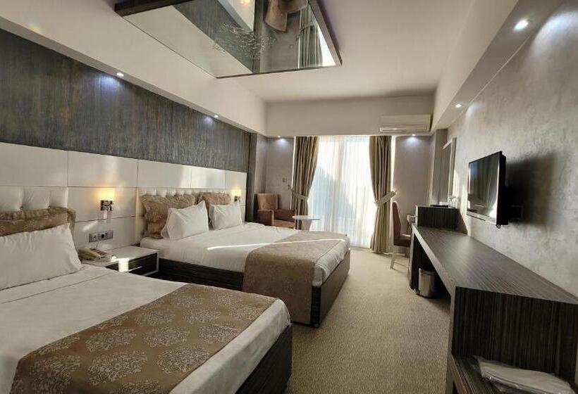 家庭套房, Mox Hotel Wellness & Spa