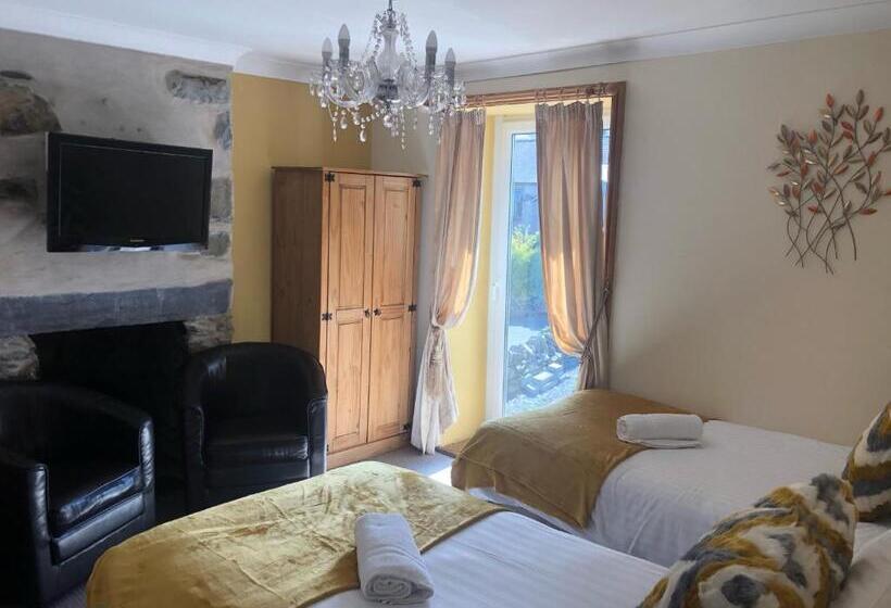 Номер Стандарт, Alpine Lodge Guest House