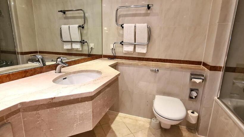 اتاق اجرایی, Manor Of Groves Hotel, Golf & Health Club