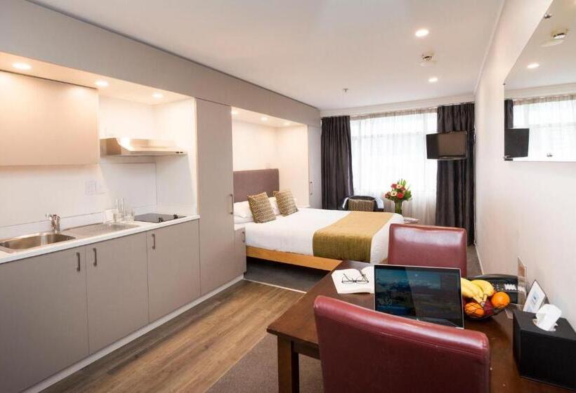 Студия Стандарт, Quest On Johnston Serviced Apartments
