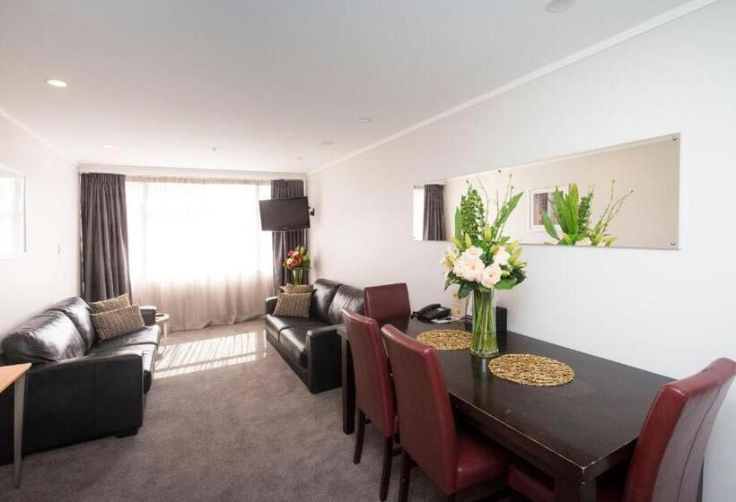 Апартаменты 2 Спальни, Quest On Johnston Serviced Apartments