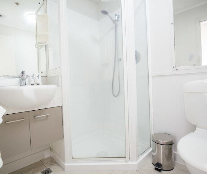 Апартаменты 2 Спальни, Quest On Johnston Serviced Apartments