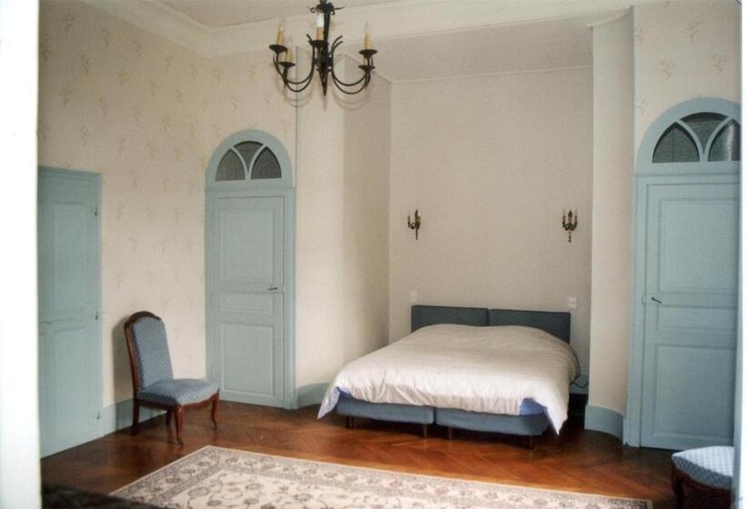 Номер Комфорт, Domaine De Lalande