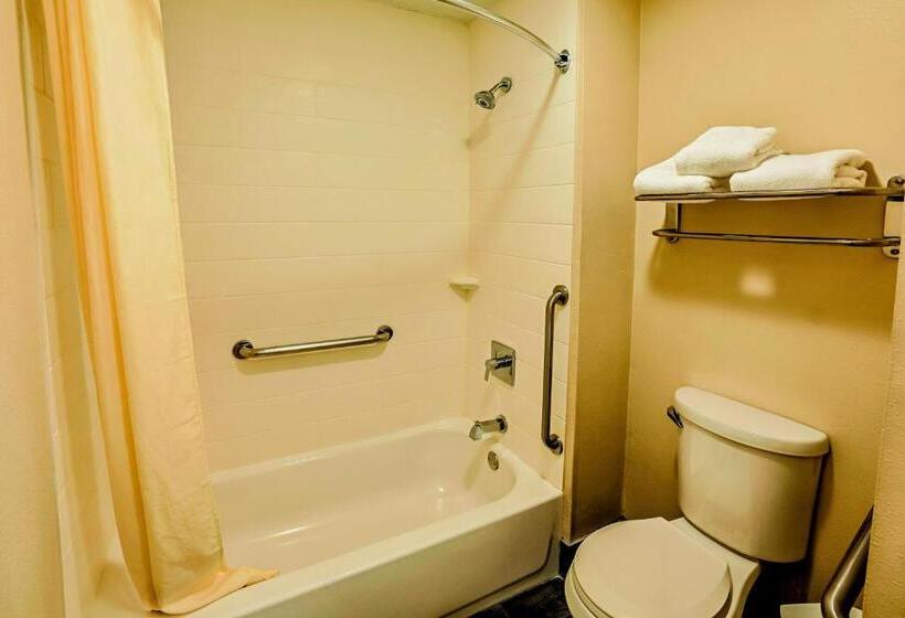 Четырехместный Номер Стандарт, Motel 6 Nacogdoches, Tx