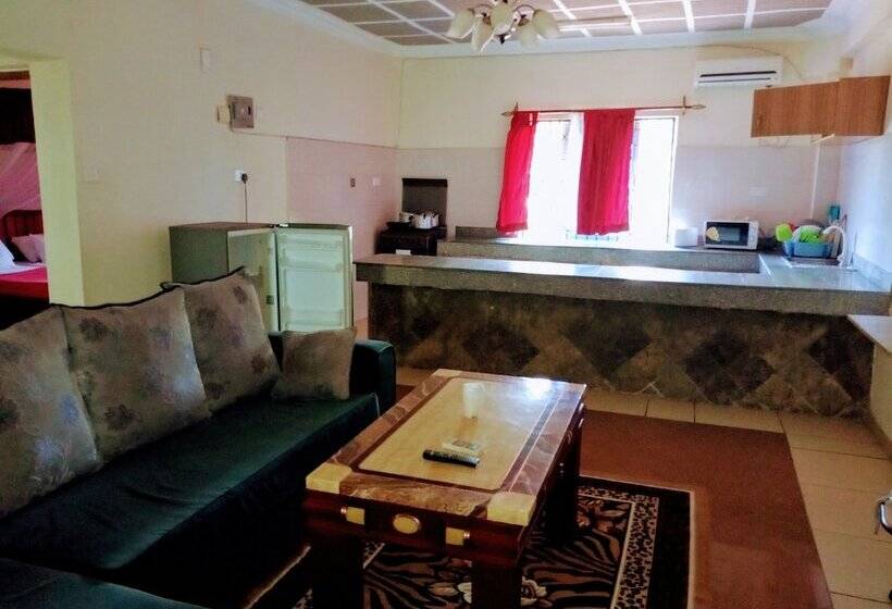 آپارتمان 2 خوابه, Chamiachi Luxury Apartments