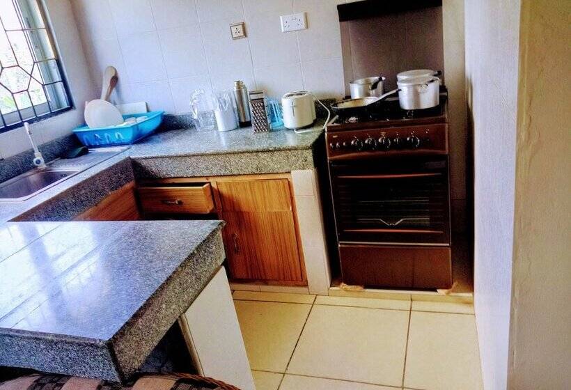 آپارتمان 2 خوابه, Chamiachi Luxury Apartments