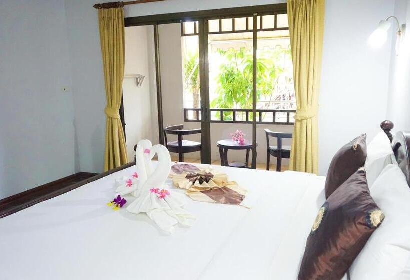 Номер Стандарт Вид на Бассейн, Lamai Inn 99 Bungalows
