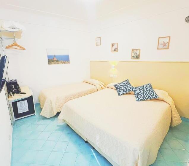 Economy Triple Room, B&b La Danza Del Mare