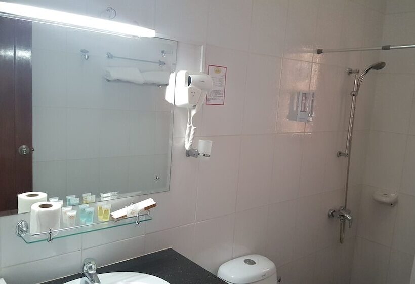 اتاق استاندارد, Al Ayjah Plaza