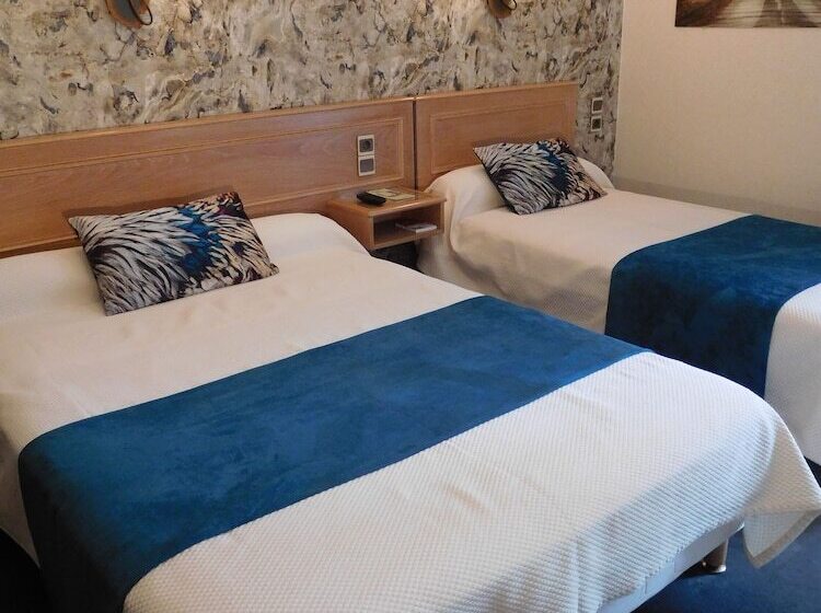 اتاق استاندارد سه نفره, Contact Hôtel Limoges   Hotel Des Deux Moulins