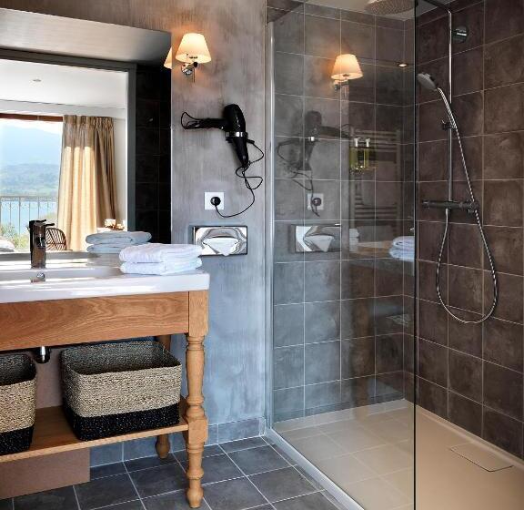 Полулюкс Вид на Озеро, Hôtel Beau Site Talloires B Spa