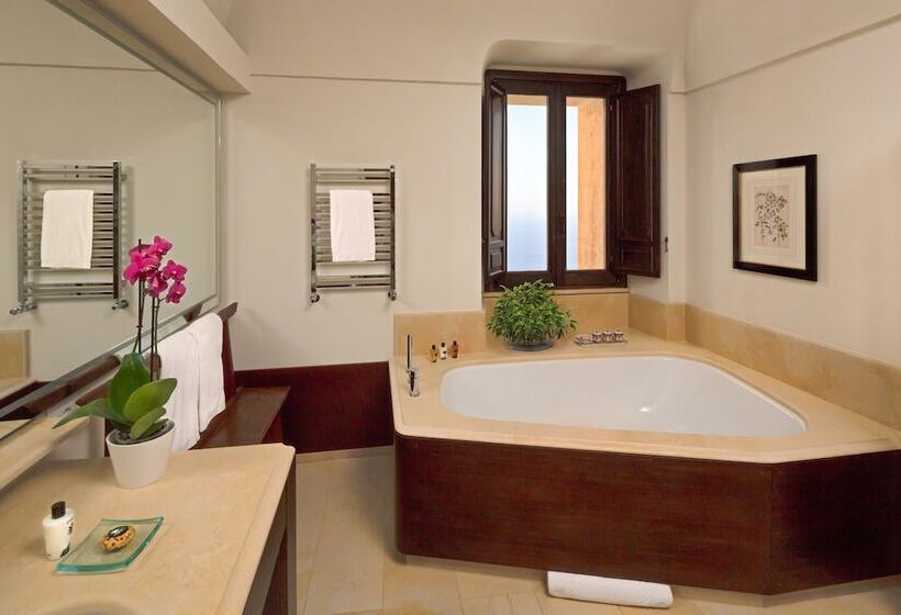 豪华套房, Monastero Santa Rosa Hotel & Spa