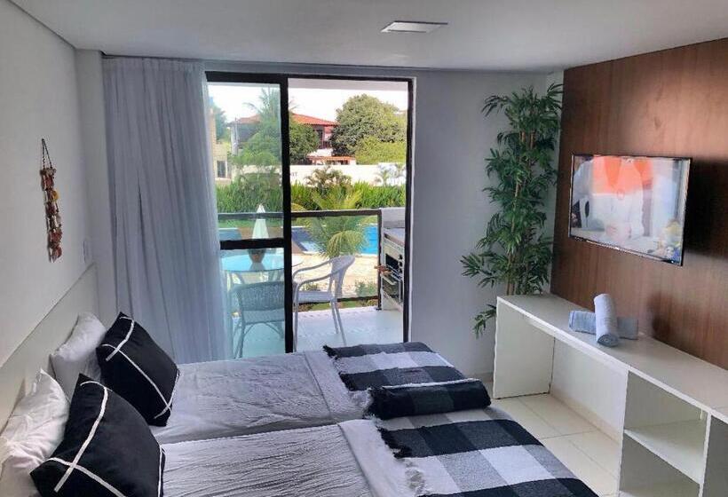 דירת חדר נוף לבריכה, Laguna Beach Flat  205