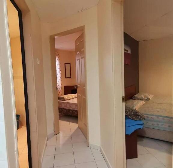 Апартаменты 2 Спальни, Pangkor Coral Bay Homestay 315