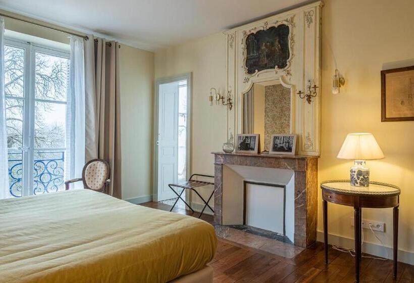 Номер Deluxe с Балконом, Château De Charnizay