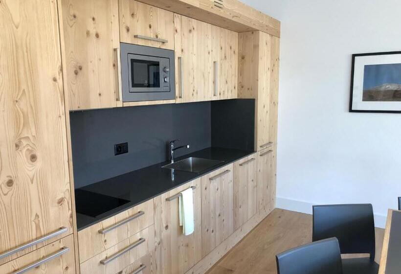带1个卧室的带阳台的公寓, Catrina Resort
