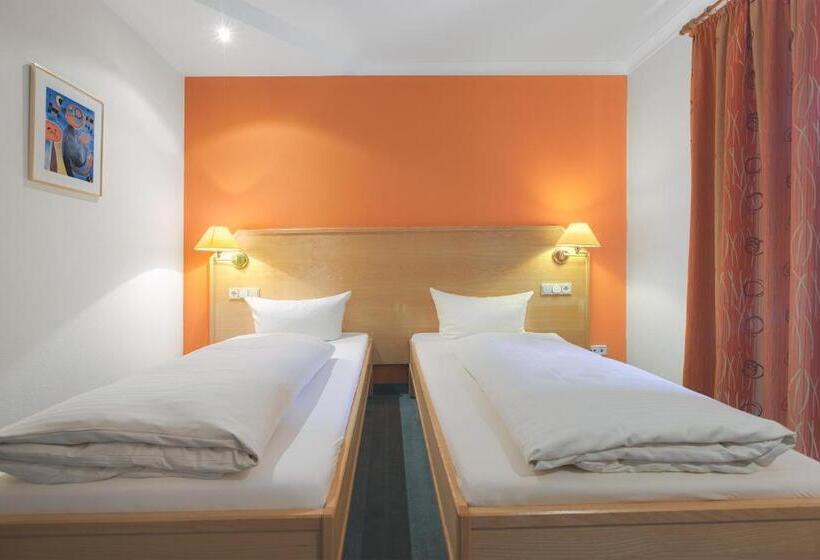 Номер Стандарт, Alphotel Ettal