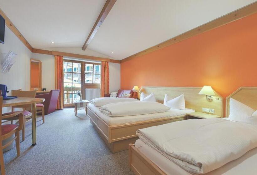 Номер Стандарт Трехместный, Alphotel Ettal