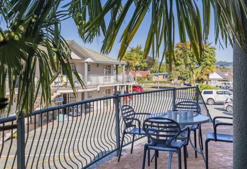 سوئیت خانواده 2 خوابه, Silver Fern Rotorua Suites & Spa