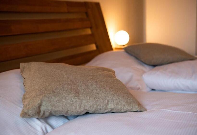 Студия Стандарт, Sportlodge Klosters