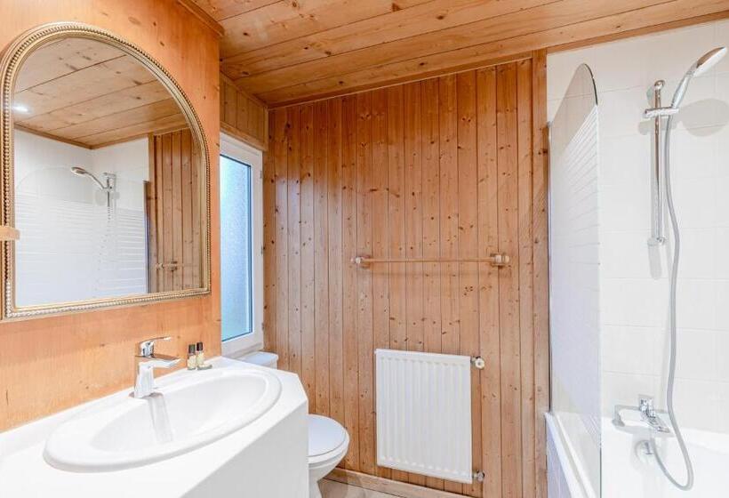 Номер Стандарт с Балконом, Le Chalet D Antoine   Centre De Megève