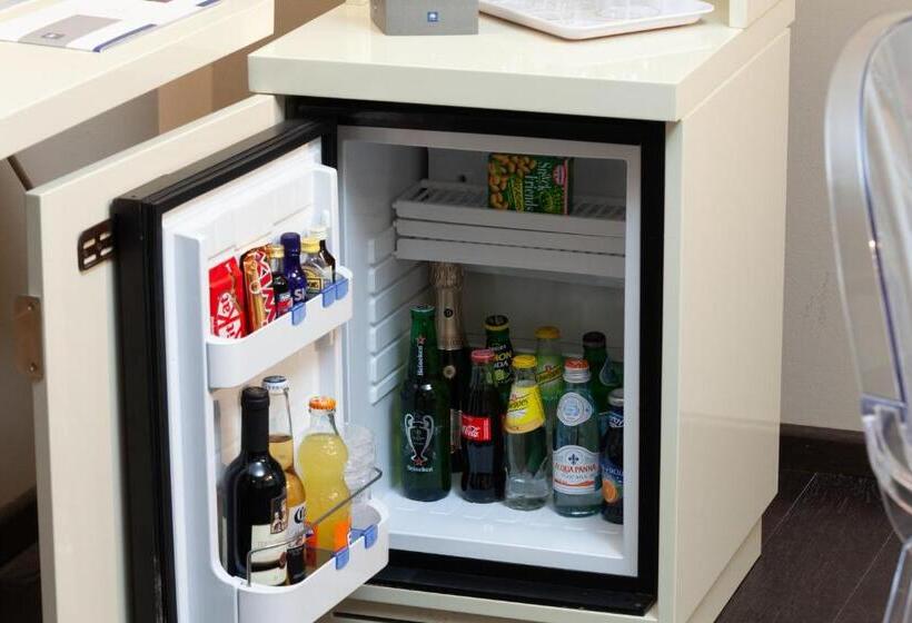 Номер Executive, Kristal Palace   Tonelli Hotels   Adult Friendly