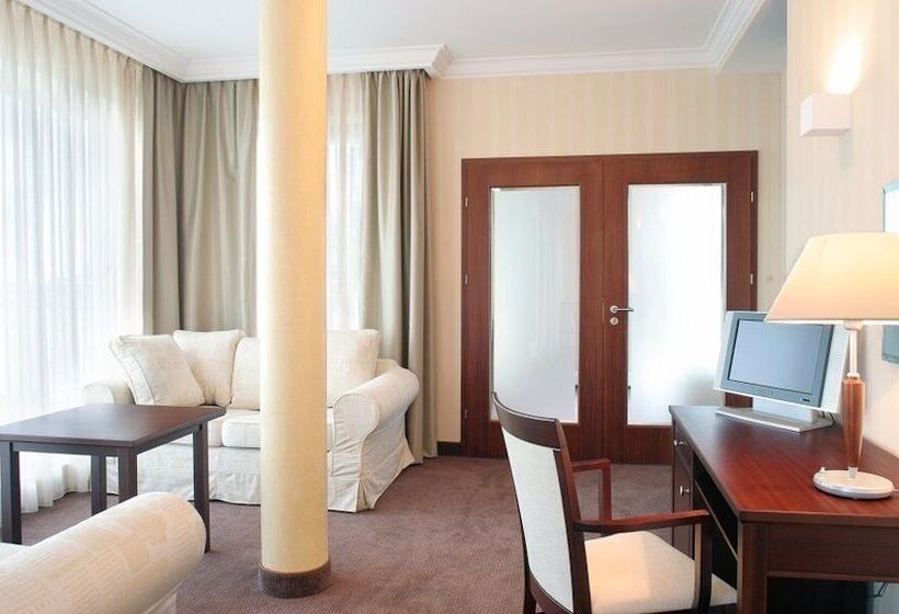 اتاق لوکس, Kuracyjny Spa & Wellness