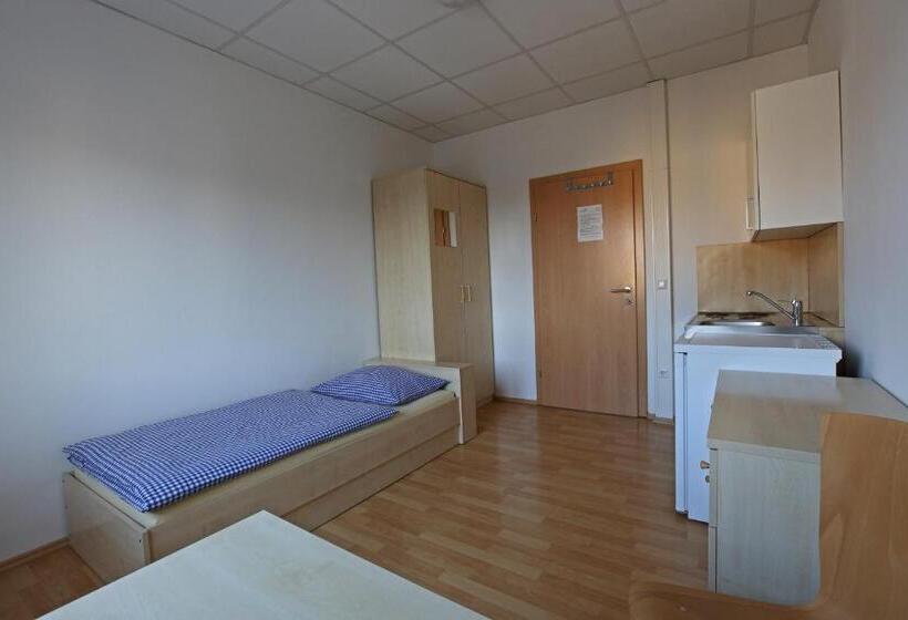 اتاق اکونومی, Montagehotel Living@linz