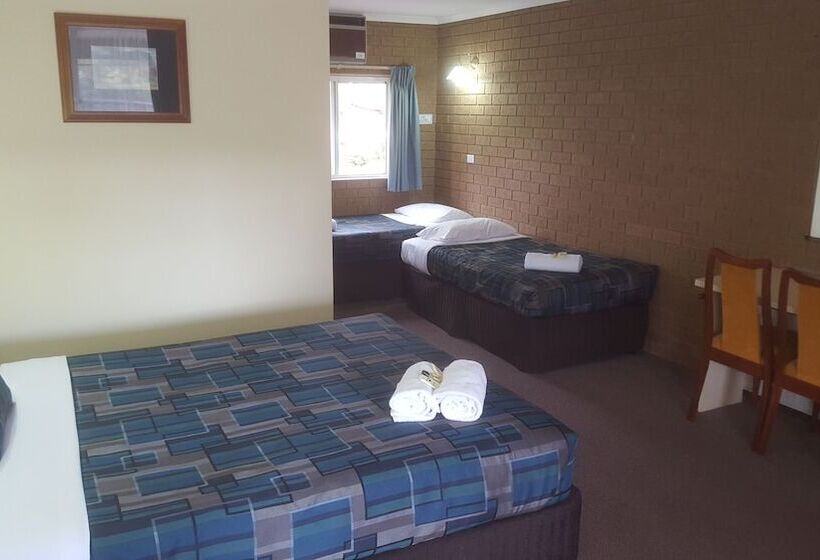 패밀리 룸, Hepburn Springs Motor Inn