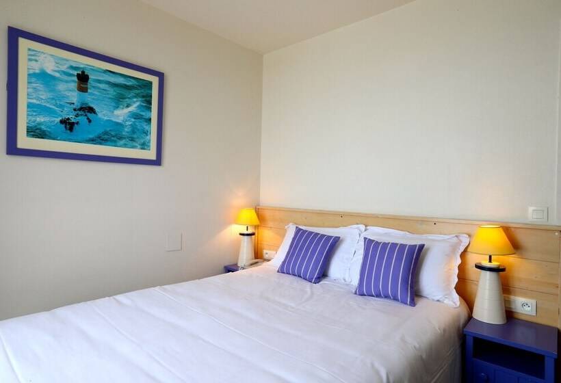 Номер Стандарт Вид на Море, Hôtel Miléade De La Plage   Binic