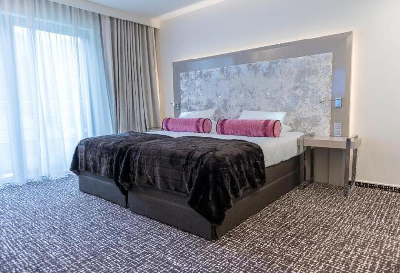 Номер Комфорт, Le Chateau Des Thermes