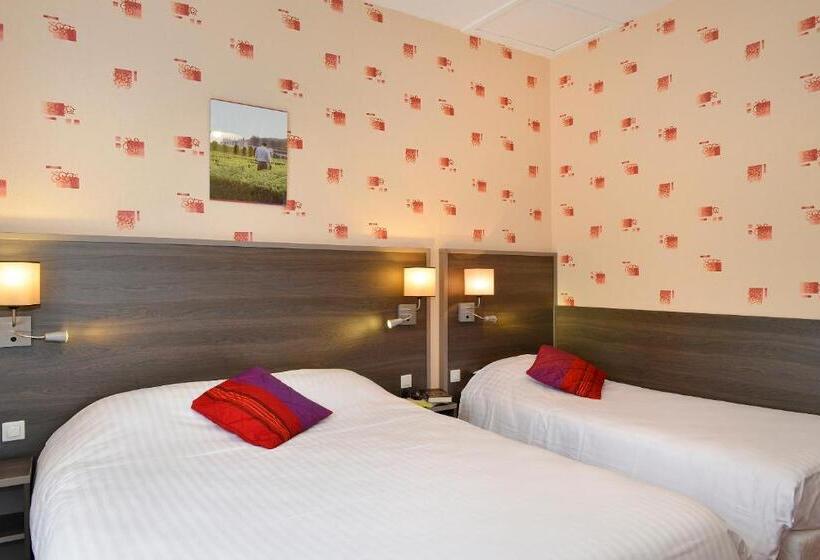 Трехместный Номер Superior, Logis Hôtel Des Châteaux De La Loire
