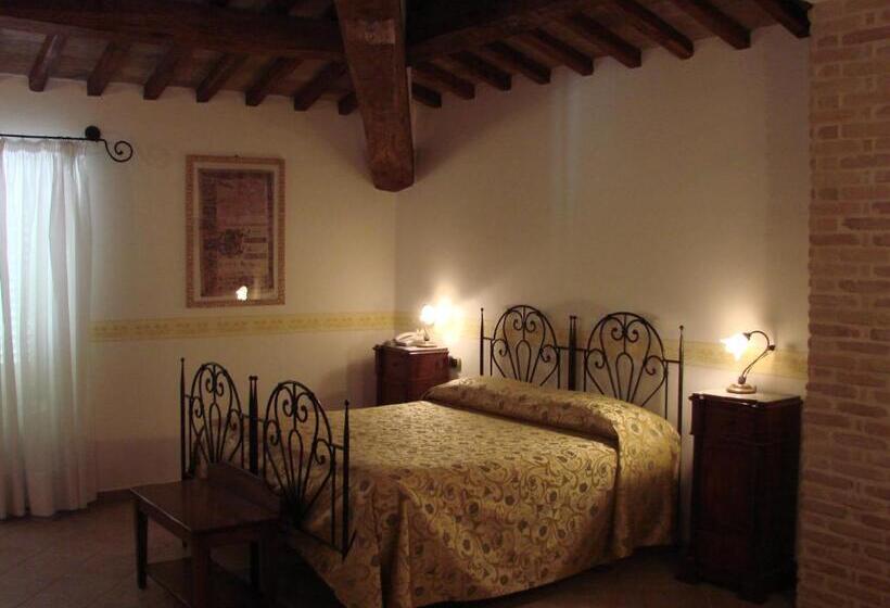 Четырехместный Номер Стандарт, Palazzo Brunamonti