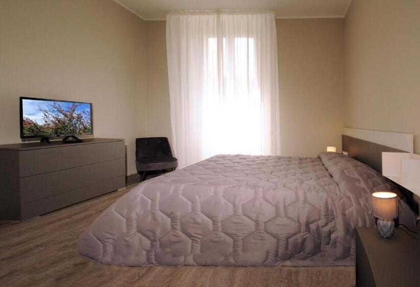 Люкс с Балконом, Alexander & Spa