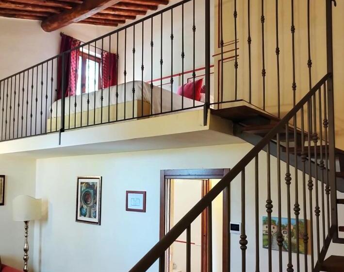 جناح جونيور, Borgo Livernano