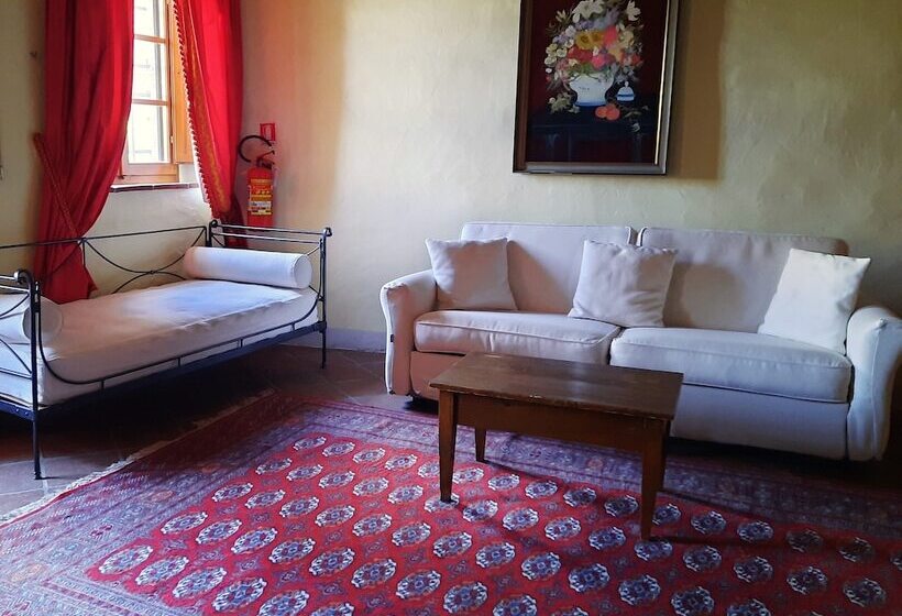 جناح, Borgo Livernano