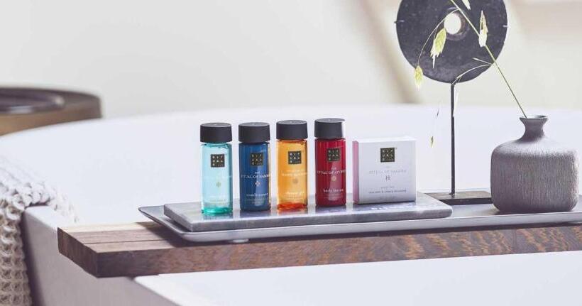 Полулюкс, Hôtel Saint Pierre Boutique Hôtel